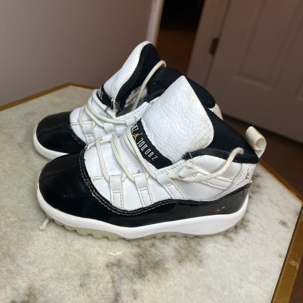 Air Jordan 11 Retro TD ‘Gratitude/Defining Moments Toddler Sneakers